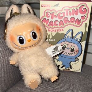 The Monsters Macarons Labubu